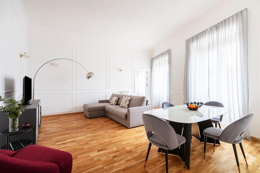 Sjr Luxury Apartment Trevi Fountain Roma Exterior foto